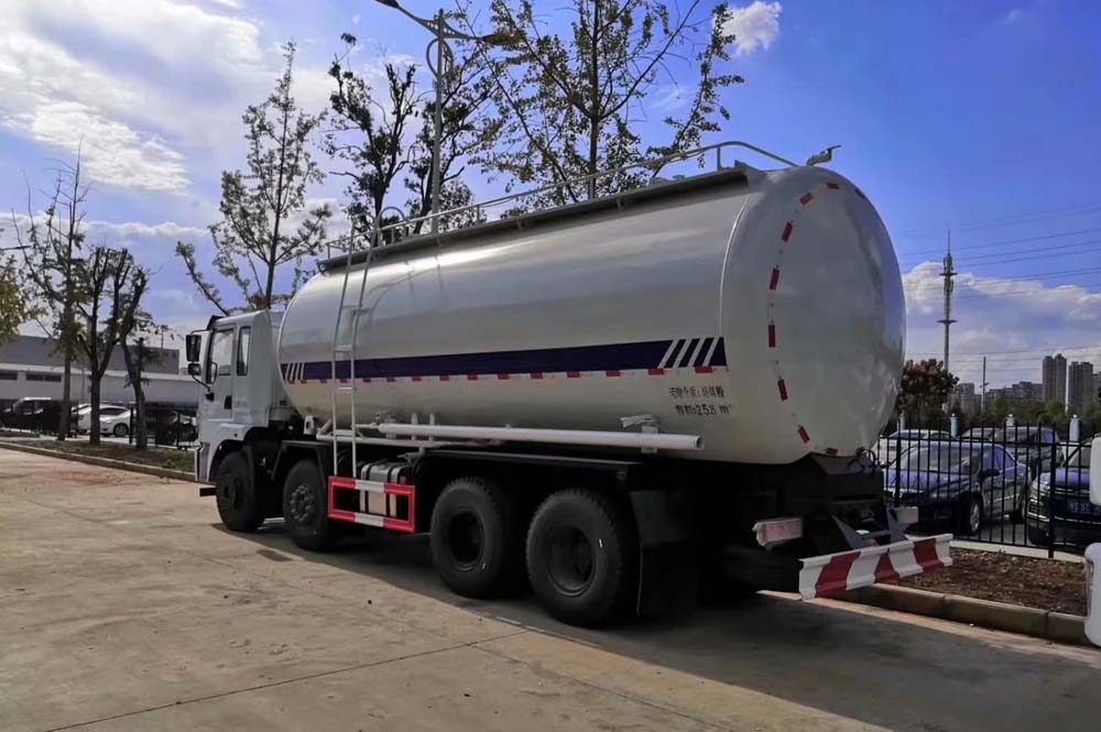東風(fēng)國五隨專25方粉塵物料散裝水泥運(yùn)輸車圖片4
