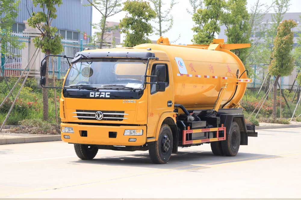 東風(fēng)多利卡D7國六8方吸污車圖片2